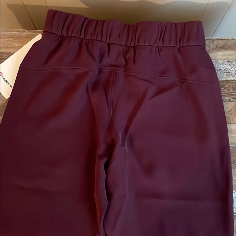 Lululemon On The Fly Jogger Pants Size 2 - Picture 5 of 6